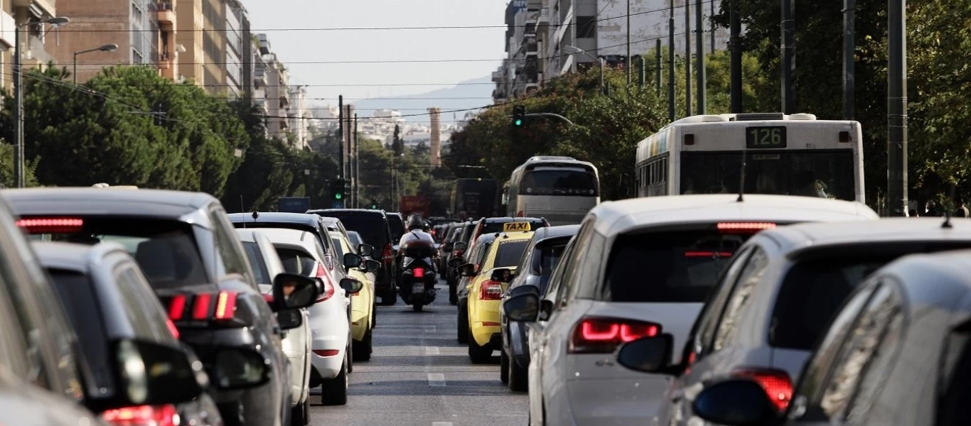 Μποτιλιάρισμα παντού- Κυκλοφοριακό χάος στους δρόμους της Αθήνας